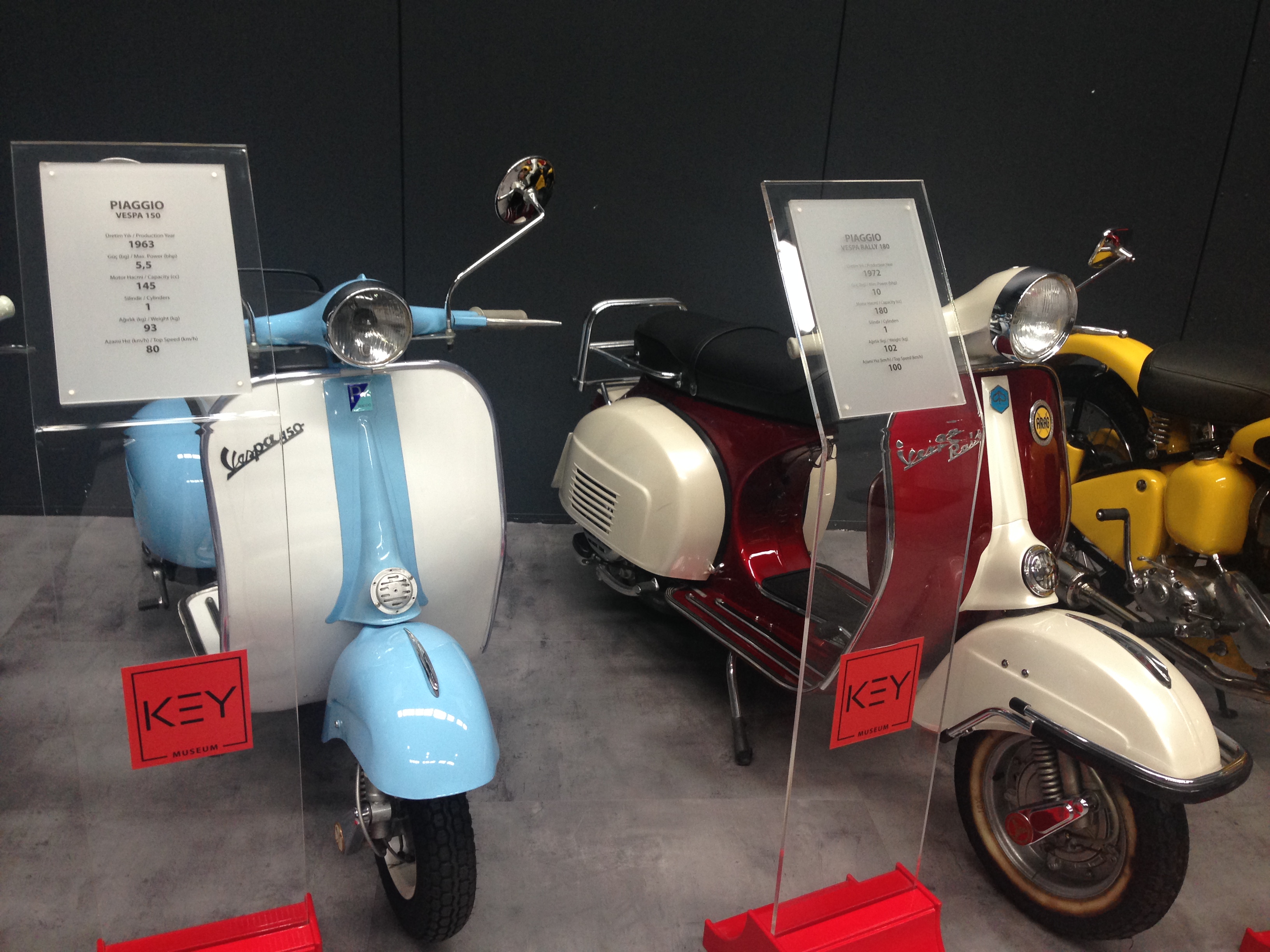 Piaggio Vespa 150 - 1963 ile Piaggio Vespa Rally 180 - 1972