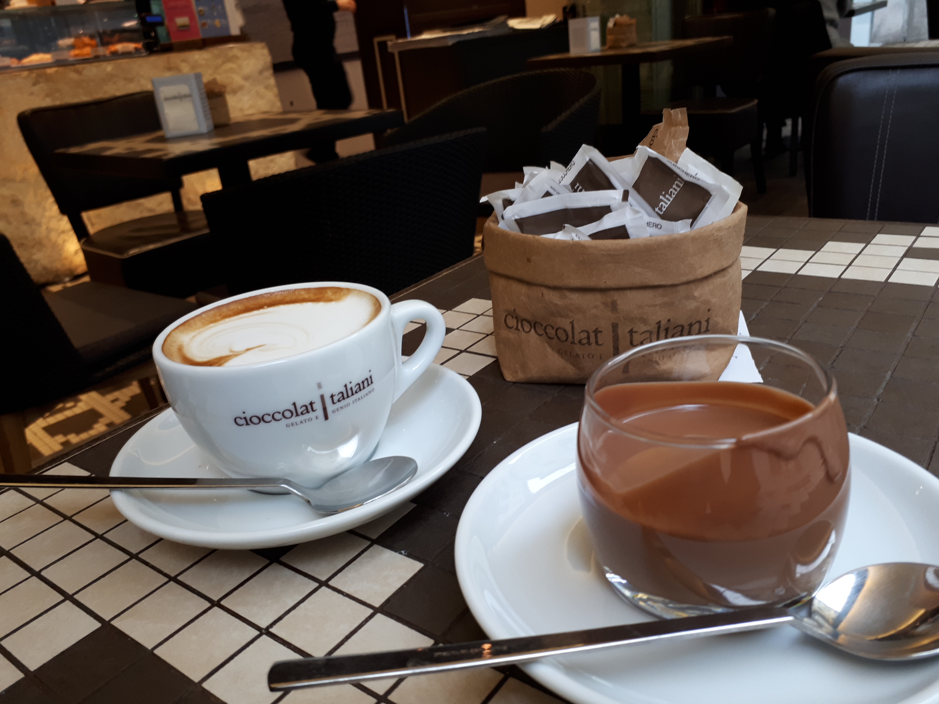 caffe e cioccolato