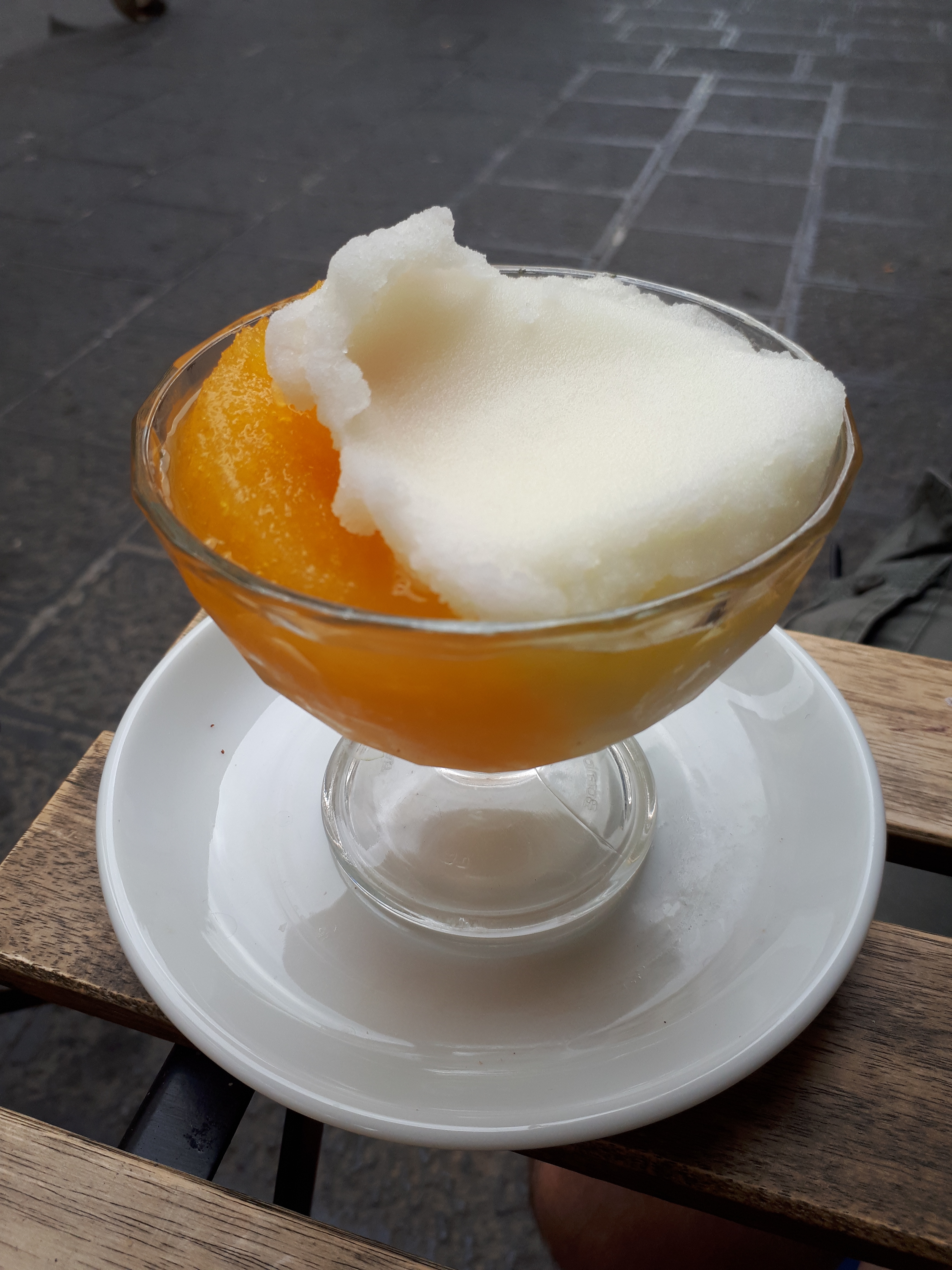 Granite alla pesa e al limone