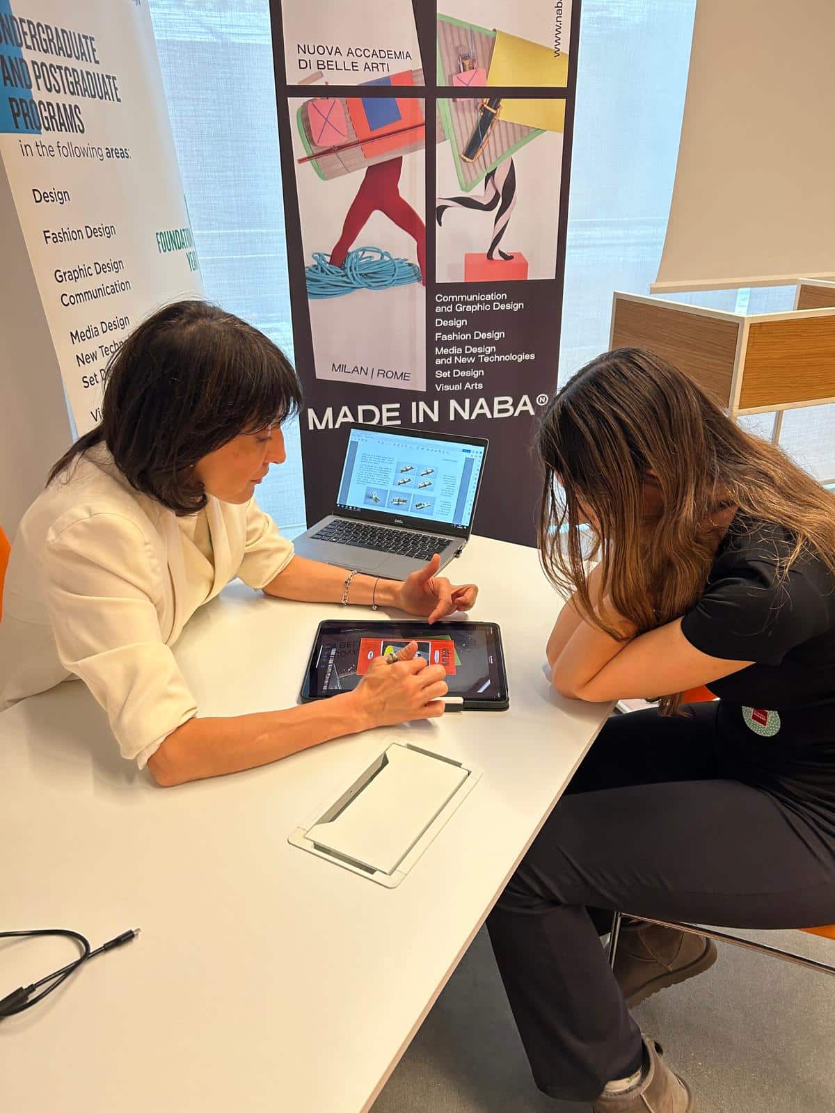 NABA master sunumu ve portfolyo değerlendirme